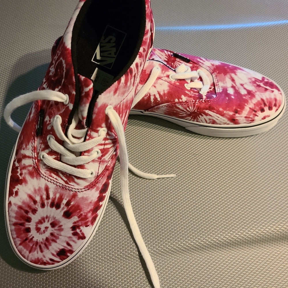 Pink tiedye Vans
